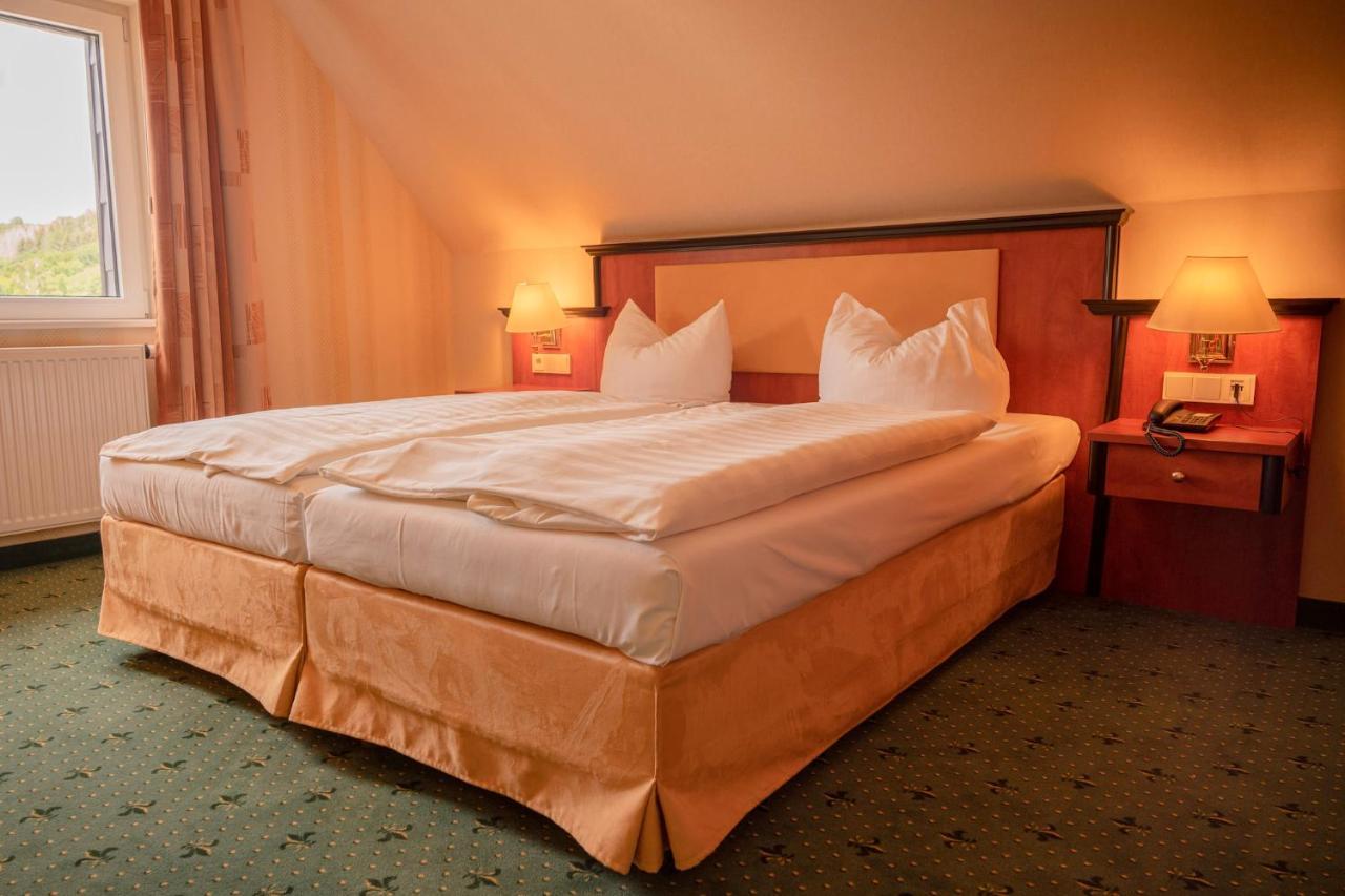 Alte Landratsvilla Hotel Bender Westerburg  Kültér fotó